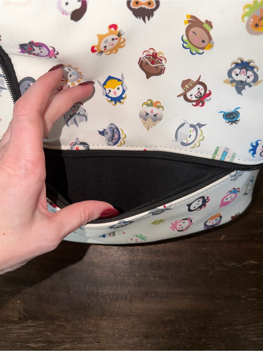 Overwatch White Character Print Mini Backpack - Picture 6 of 7